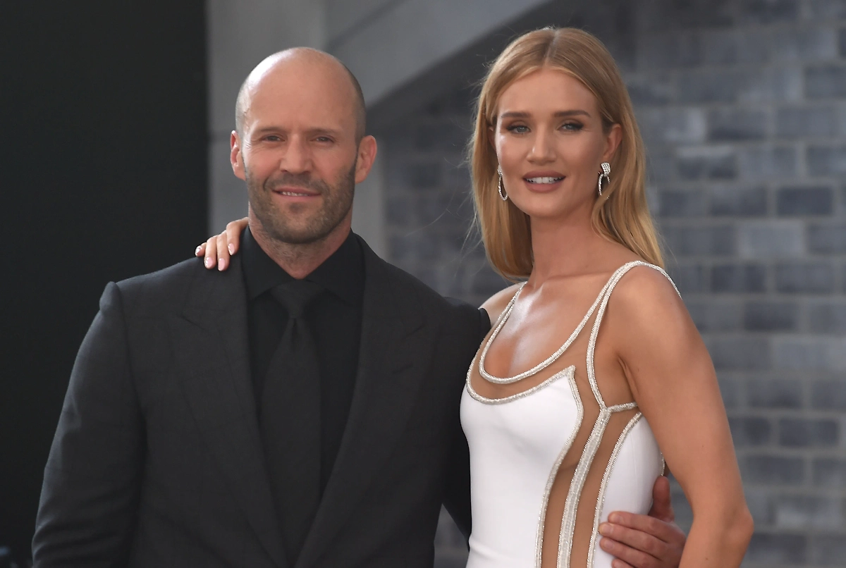 Джейсон Стейтем и Рози Хантингтон-Уайтли: секрет крепких отношений звёздной пары. Фото © Shutterstock / FOTODOM / DFree