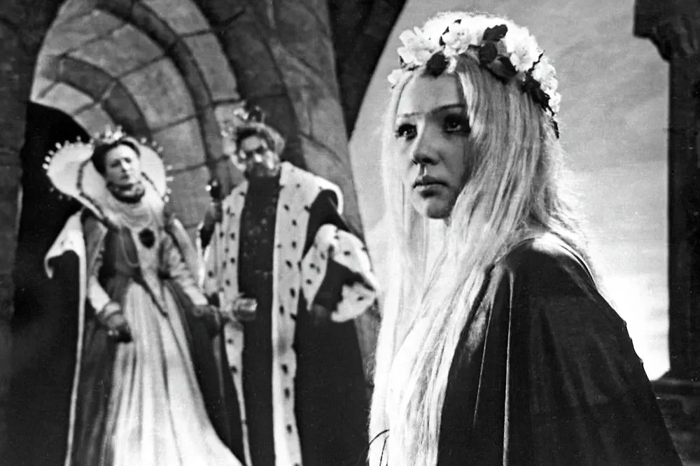 Наталья Максимовна Тенякова проявляла свой недюжинный талант как в театре, так и в кино. Фото © РИА «Новости»