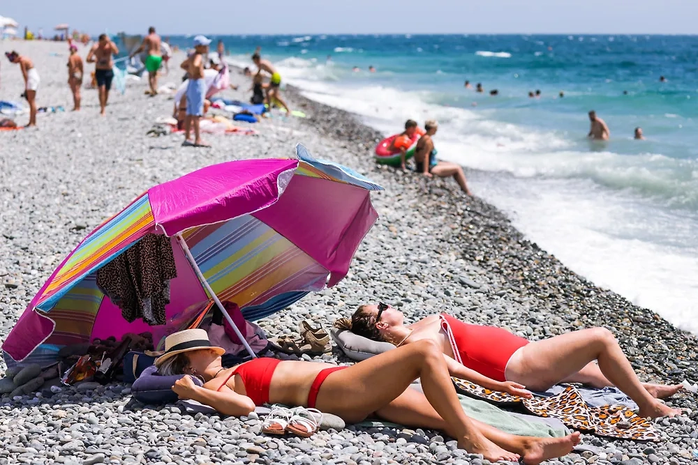 Лето 2025 в России: где уже жарко, а где до сих пор холодно. Фото © ТАСС / Дмитрий Феоктистов