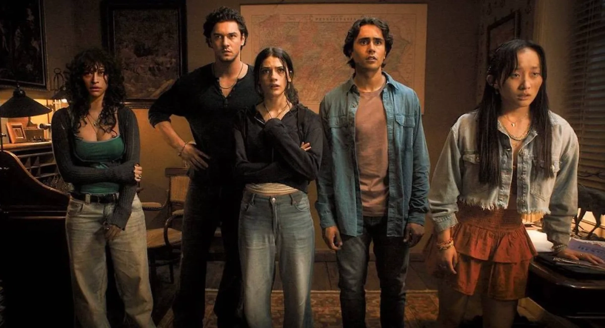 Фото © Кадр из фильма «Дожить до рассвета», режиссёр Дэвид Ф. Сандберг, сценарист Блэр Батлер, Гари Доберман / Kinopoisk