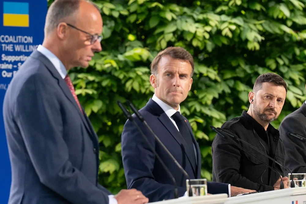 Да уж, первая половина июля выдастся действительно жаркой. Фото © ТАСС / АР / Stefan Rousseau