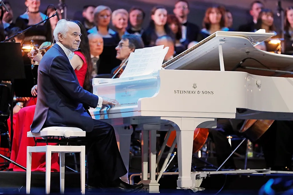 Евгений Дога создал музыку, которая звучала на двух Олимпиадах. Фото © ТАСС / Михаил Джапаридзе