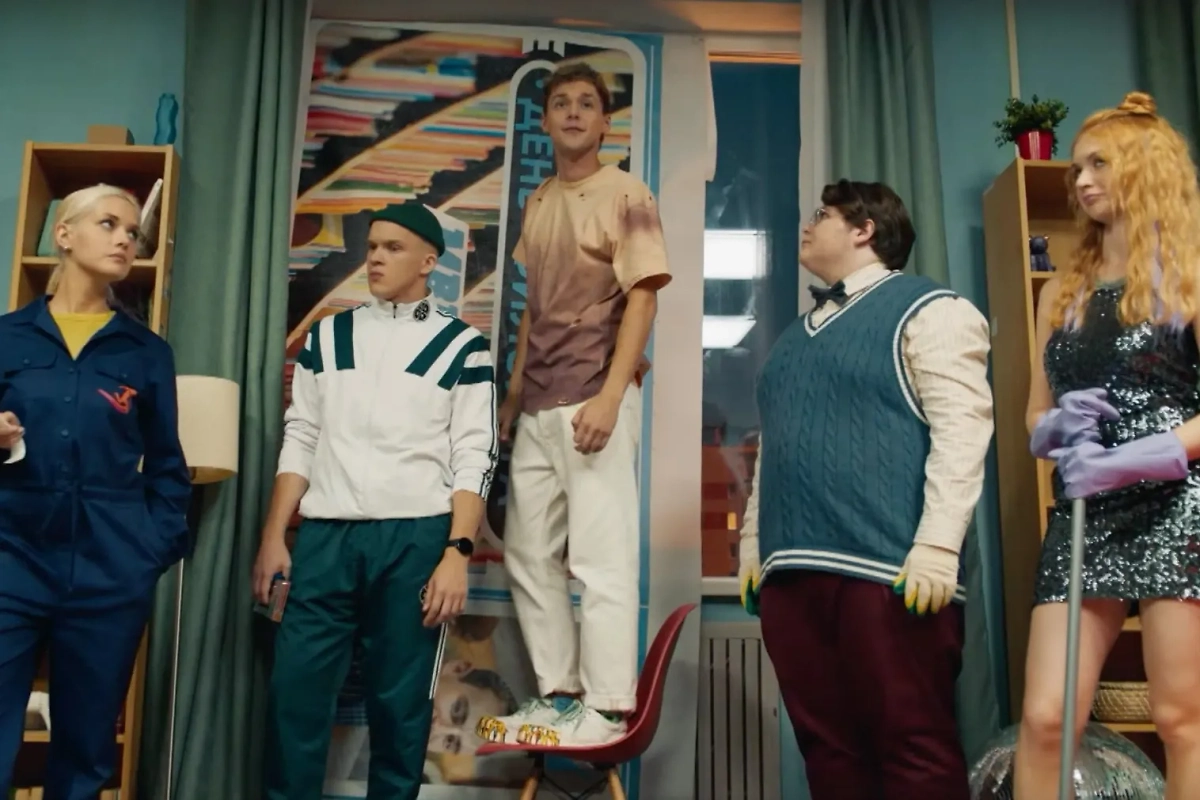 Роли в сериале «Универ. Молодые»: какие актёры вернутся. Фото © VK / Телеканал ТНТ