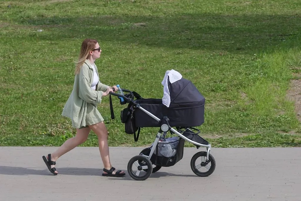 Материнский капитал — это мера поддержки семей с детьми, которая была введена с 1 января 2007 года. Фото © ТАСС / NEWS.ru / Наталья Шатохина