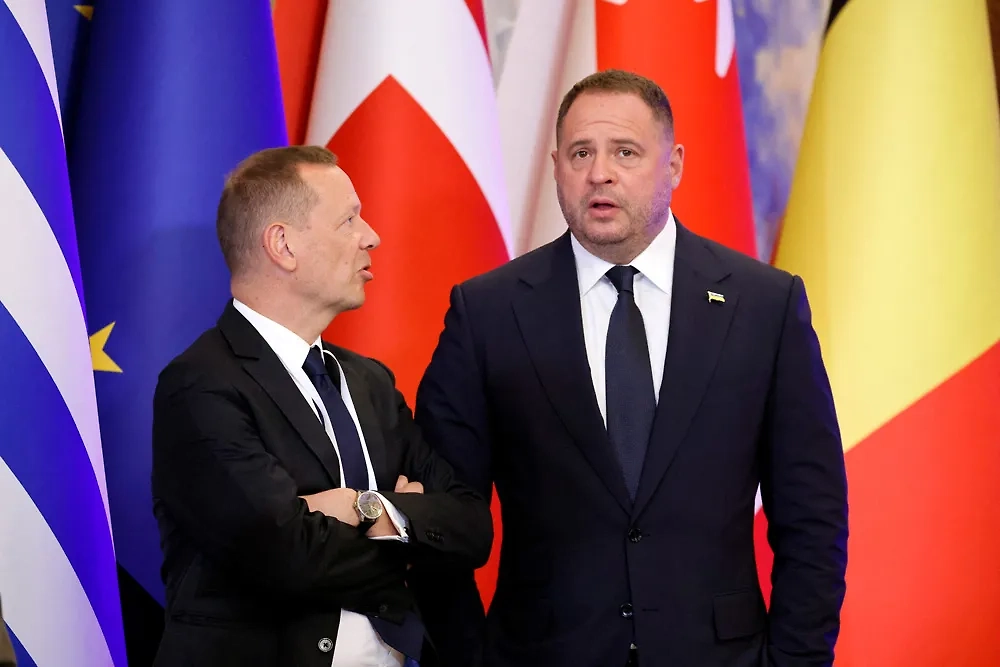 Андрей Ермак — палач Украины и главный враг России. Фото © ТАСС / Marin Ludovic / Pool / ABACA