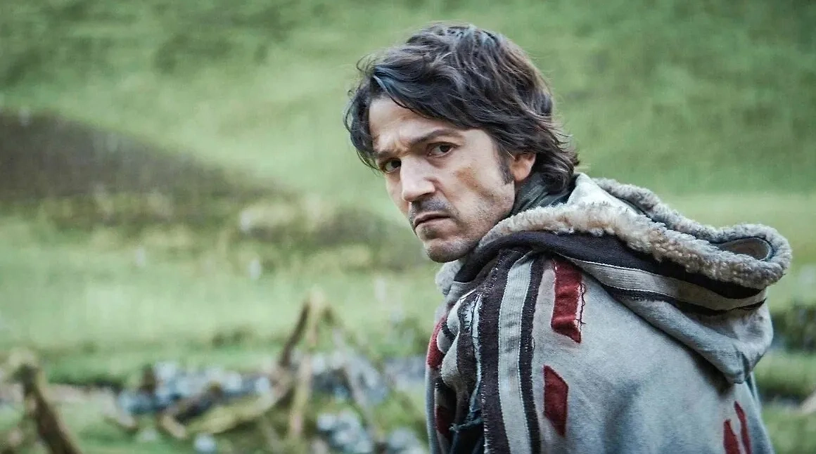 Фото © Кадр из фильма «Андор», режиссёр Тоби Хэйнс и др., сценарист Тони Гилрой и др. / Kinopoisk