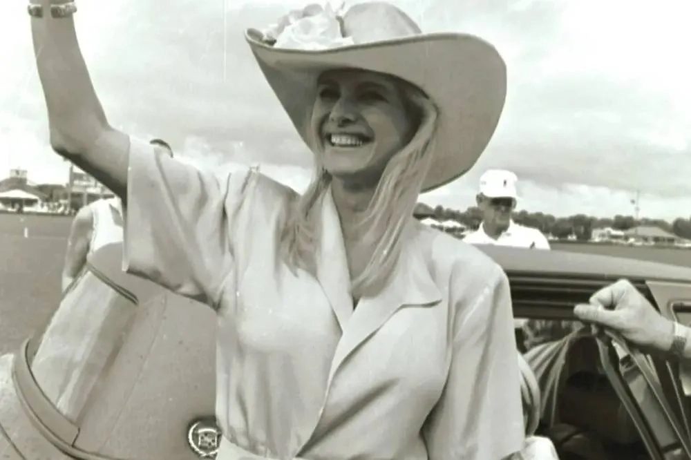 Ивана Зелничкова впервые вышла замуж не за Трампа, а за австрийского горнолыжного инструктора. Фото © ТАСС / ZUMA