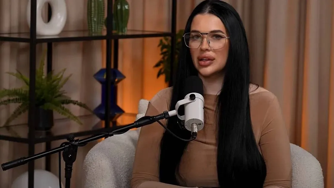 Сейчас Тихая — респектабельная дама, раздающая многочисленные интервью. Фото © nezlamni.city  