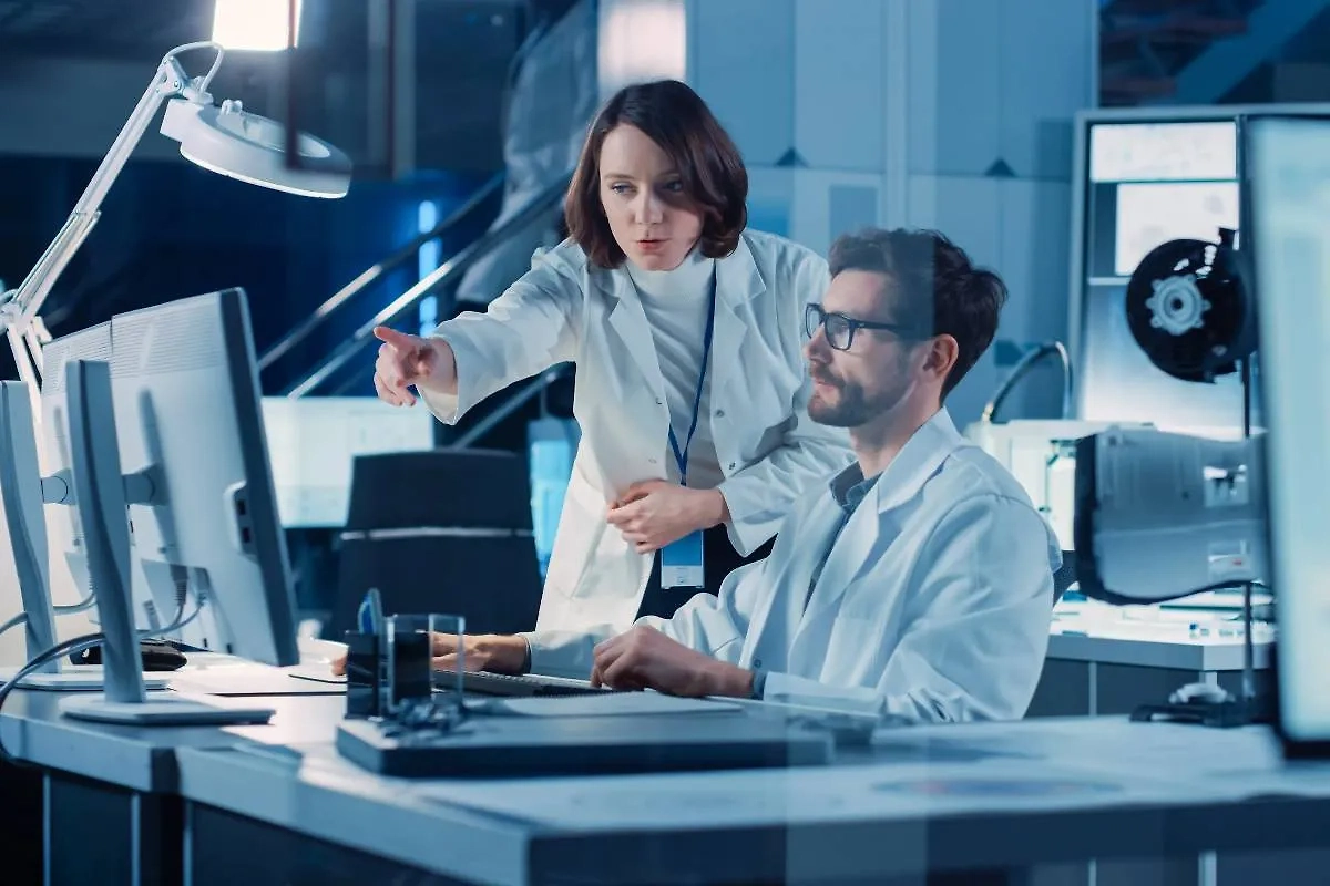 В общении на периоды ретроградного Меркурия тоже создаётся токсичная среда. Постарайтесь защититься. Фото © Shutterstock / FOTODOM / Gorodenkoff