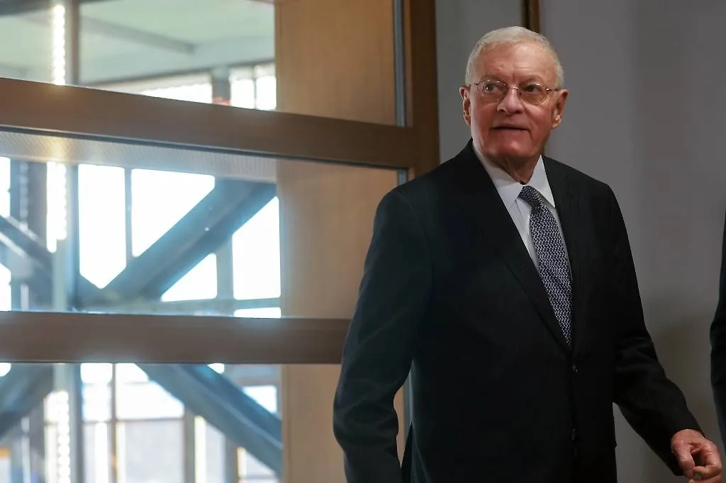 Кит Келлог проинспектировал киевский режим. Фото © ТАСС / EPA / OLIVIER HOSLET