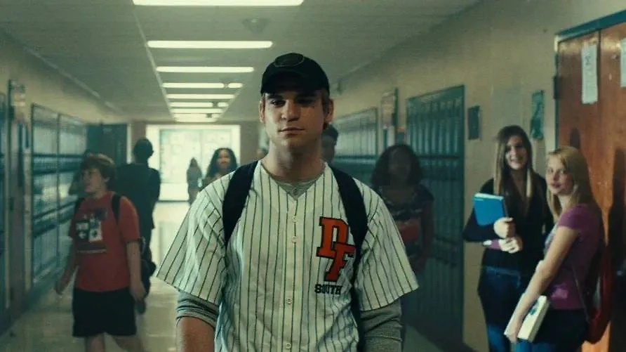 Фото © Кадр из фильма «Самозванец», режиссёр Барт Лэйтон / Kinopoisk