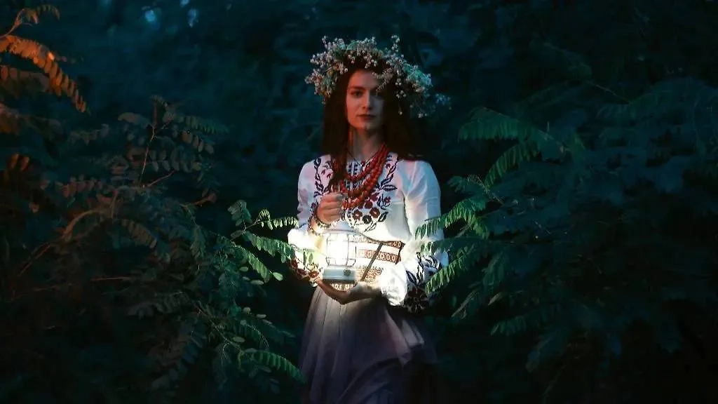 Иван Купала с 6 на 7 июля: правила сбора лечебных трав в священную ночь. Фото © Shutterstock / FOTODOM / deniska_ua