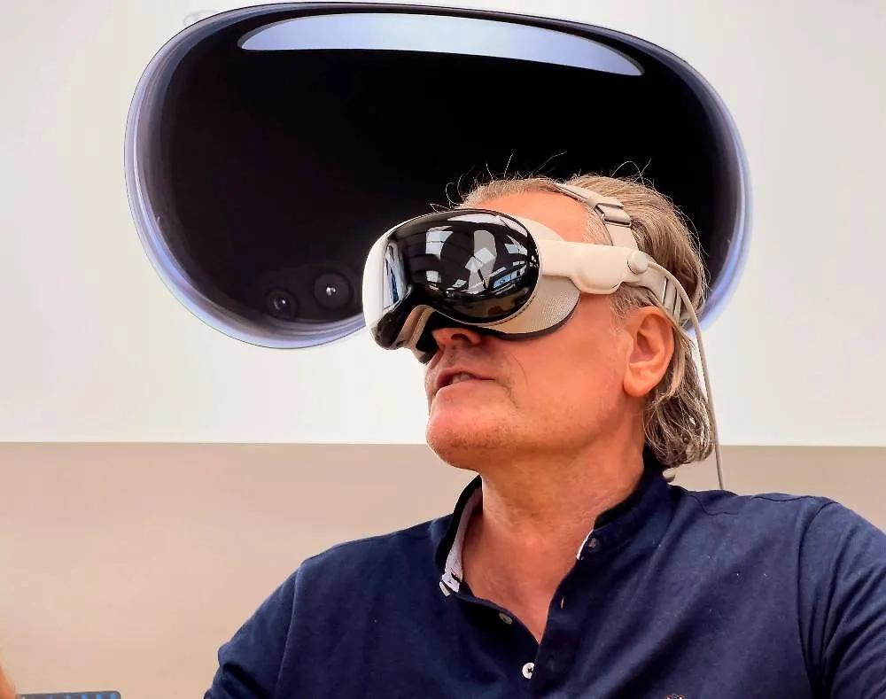 Apple Vision Pro должен был быть хитом. Аудитория его не приняла. И не будет принимать, пока её не заставят. Фото © ТАСС / IMAGO / Renate Feil / M.i.S.