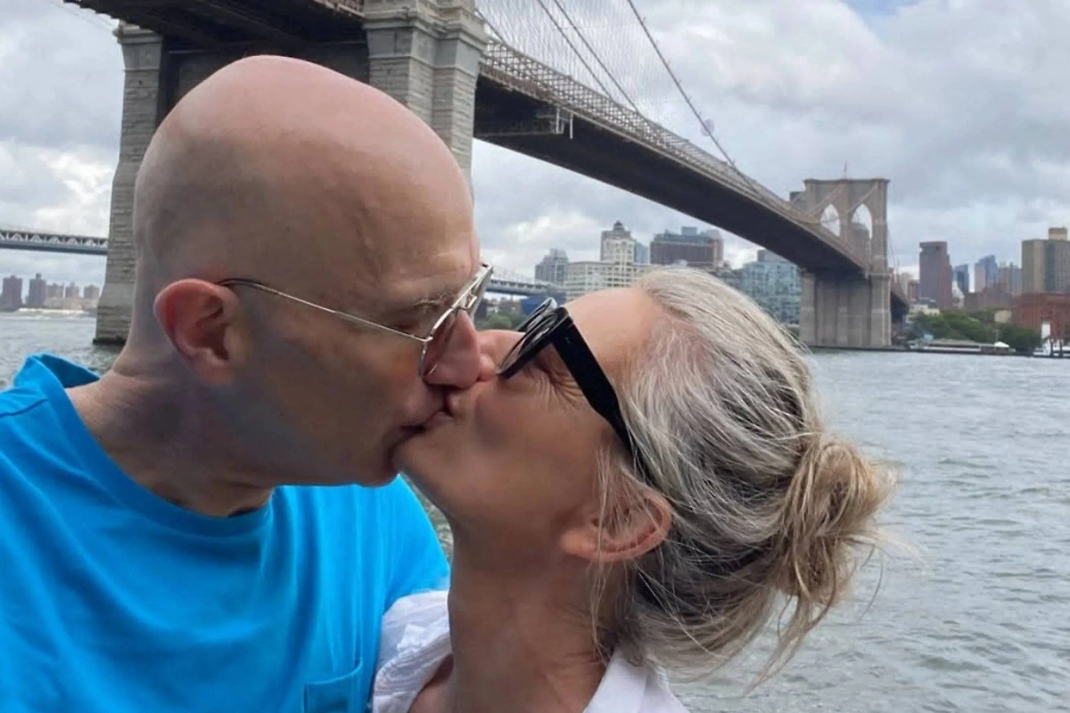 Паулина Поризкова с женихом.  Обложка © Instagram (признан экстремистской организацией и запрещён на территории Российской Федерации)/ @paulinaporizkov