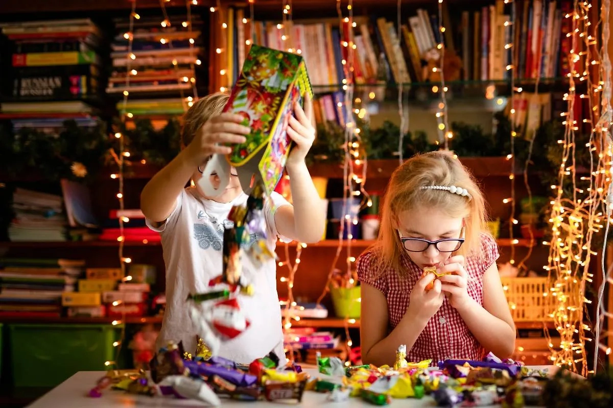 Зимние школьные каникулы захватывают новогодние праздники почти до старого Нового года. Фото © Shutterstock / FOTODOM / Lena May