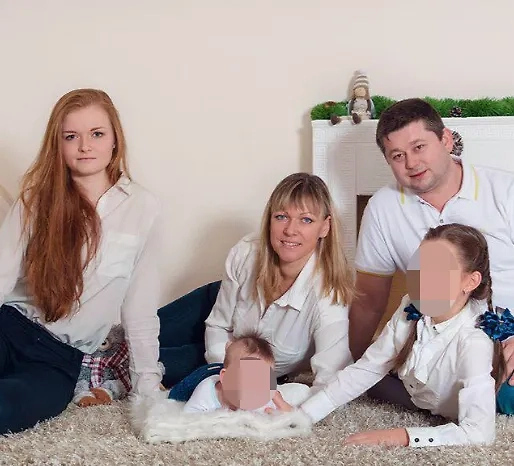 Ирина и Артурс Раге. Фото © Facebook (признан экстремистской организацией и запрещён на территории Российской Федерации) / shhu_rabotu_54758