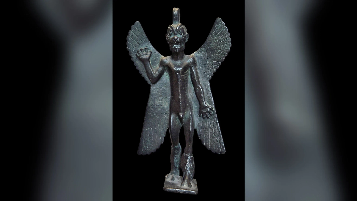 Фигура Пазузу в Лувре. 1-е тысячелетие до нашей эры. Фото © Wikipedia 