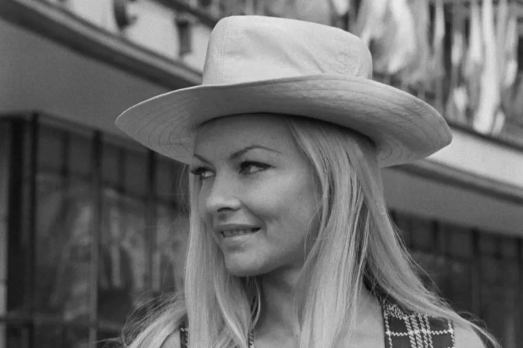 Почему Надю из «Иронии судьбы» помнят больше других киногероинь. Фото © ТАСС / Валентин Кузьмин, Александр Коньков