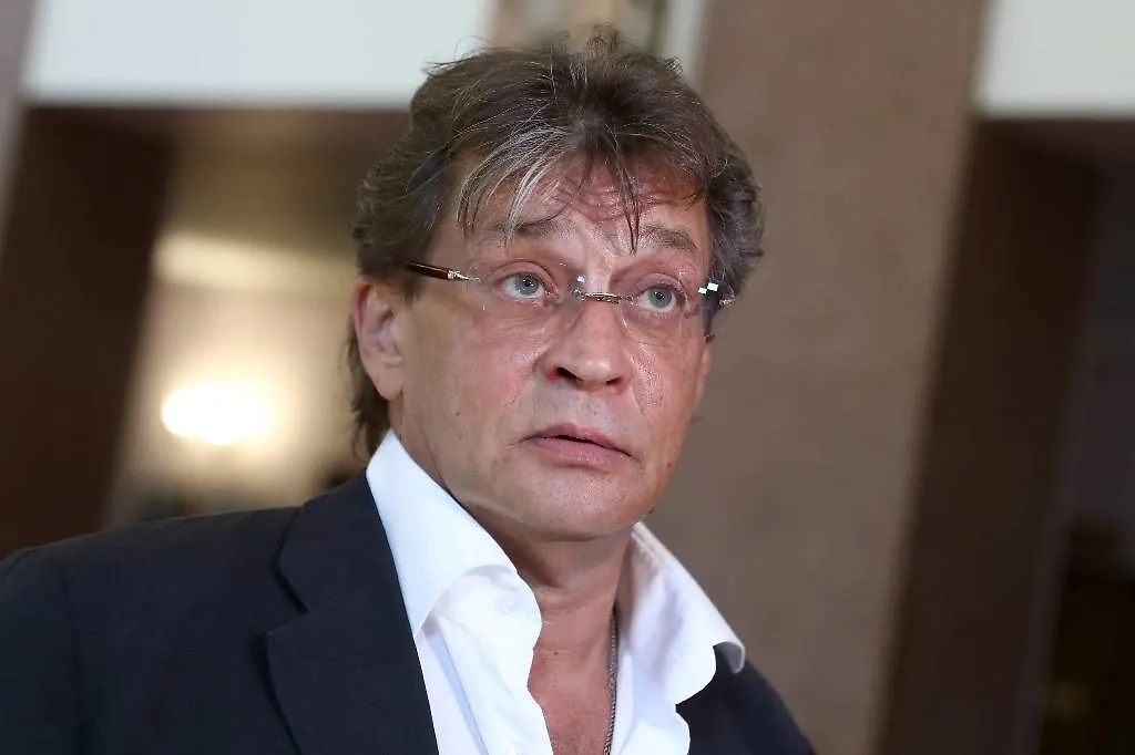 Александр Домогаров тоже столкнулся с похоронами своего ребёнка. Фото © ТАСС / Станислав Красильников