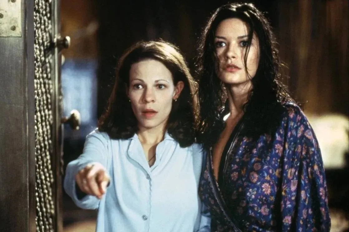 Призрак дома на холме (The Haunting). Фото © Кадр из фильма «Призрак дома на холме», режиссёр Ян де Бонт, сценаристы Дэвид Селф, Ширли Джексон / Kinopoisk