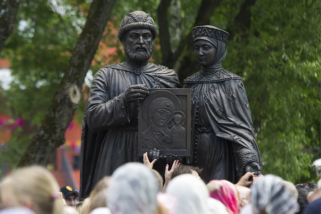 День Петра и Февронии — великий православный праздник. Когда его отмечают. Фото © ТАСС / Сергей Бобылев