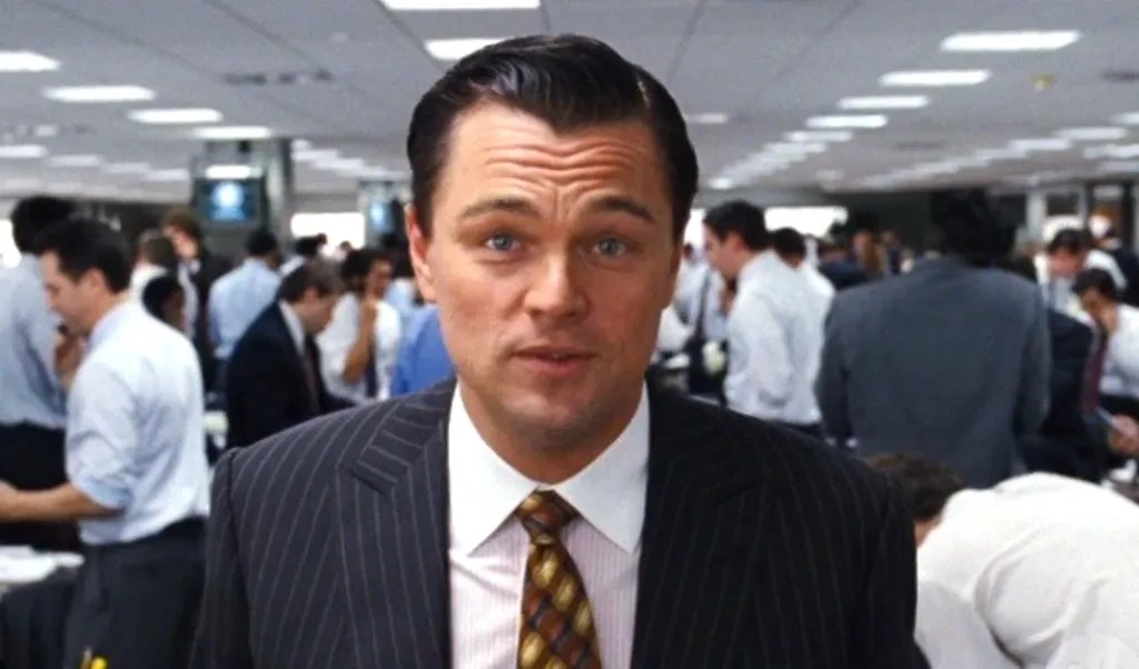 Фото © Кадр из фильма «Волк с Уолл-стрит», режиссёр Мартин Скорсезе, сценаристы Теренс Уинтер, Джордан Белфорт / Kinopoisk