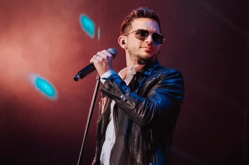 Омар Аседо представит на Интервидении-2025 свою песню о мире на Земле. Фото © Instagram (признан экстремистской организацией и запрещён на территории Российской Федерации) / omaracedo