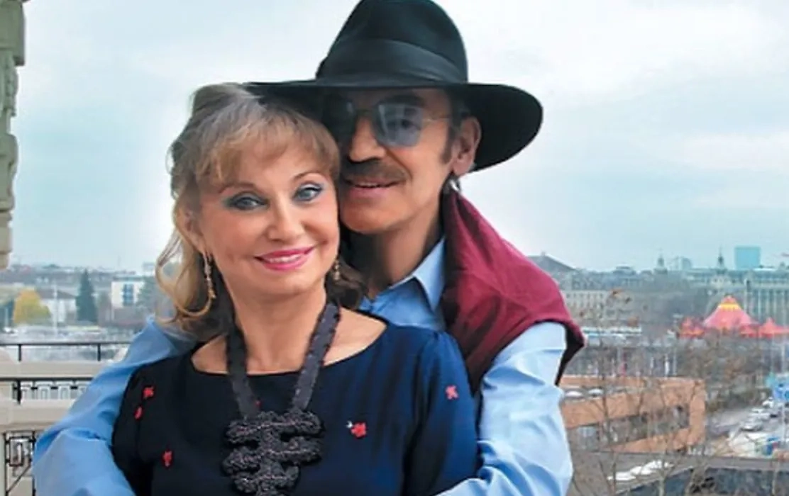 Михаил Боярский и Лариса Луппиан сохранили брак, несмотря на все трудности. Фото © Instagram (признан экстремистской организацией и запрещён на территории Российской Федерации) / boyarskiy_official