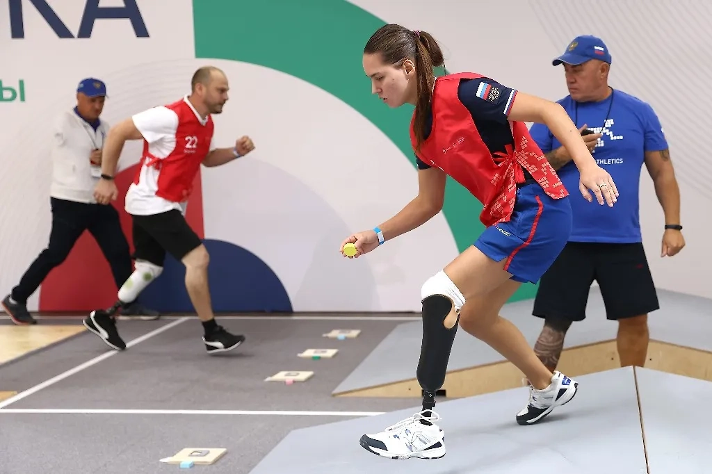 Кибатлетика — спорт, где люди и технологии становятся одним целым. Фото © ТАСС / Артём Геодакян