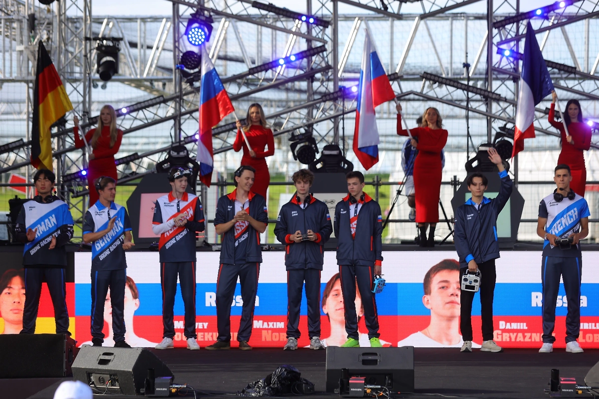 Кубок мэра Москвы по гонкам дронов. Фото © Пресс-служба Департамента предпринимательства и инновационного развития города Москвы