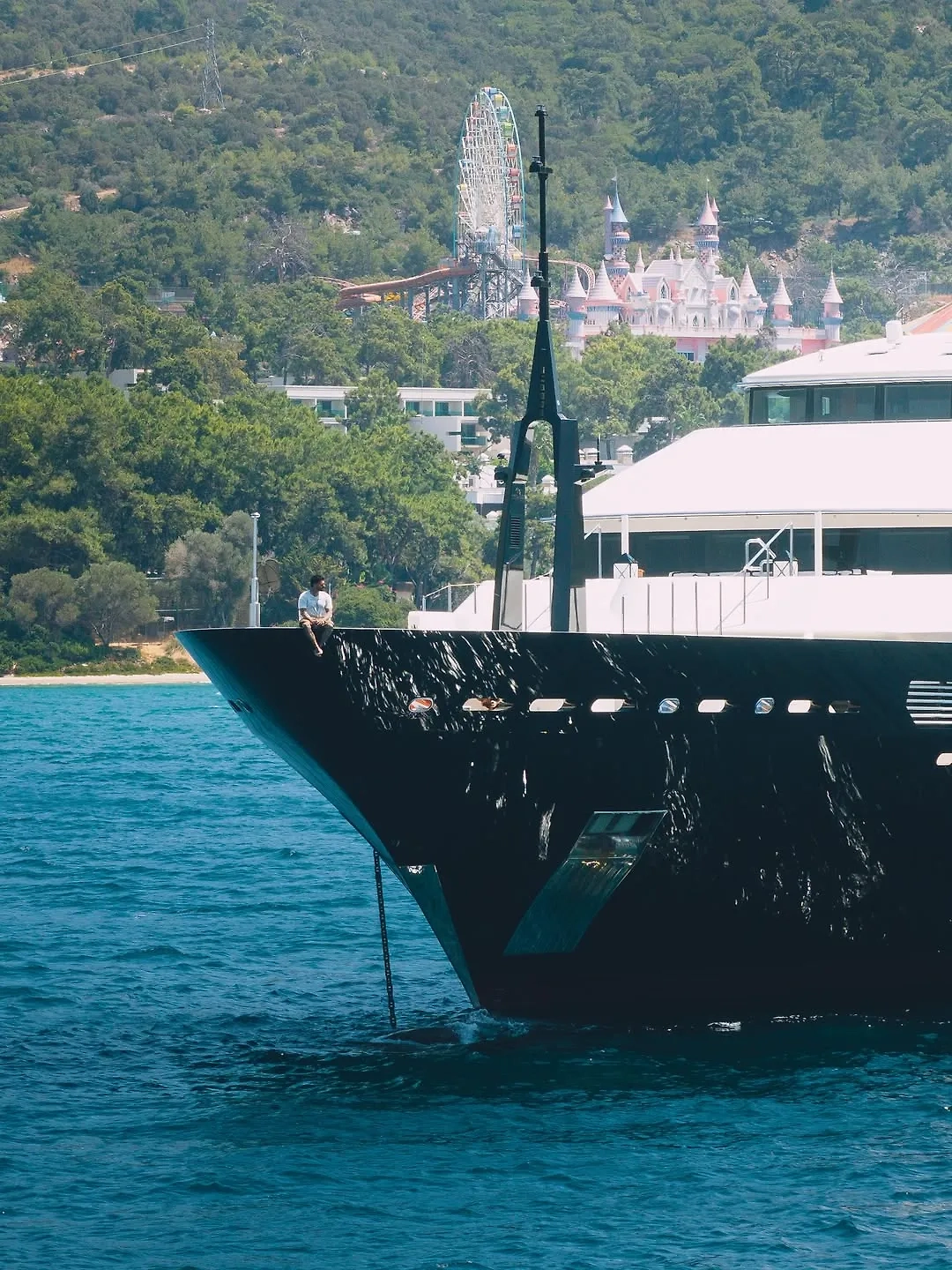 Фото © Instagram (признан экстремистской организацией и запрещён на территории Российской Федерации) / timatiofficial