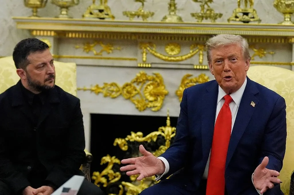 Зеленский бил рекорды подхалимажа перед Трампом. Фото © ТАСС / AP / Julia Demaree Nikhinson