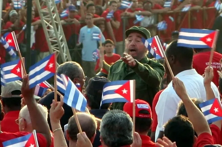 Фидель Кастро — чем он завораживал людей. Фото © Wikipedia / Vandrad