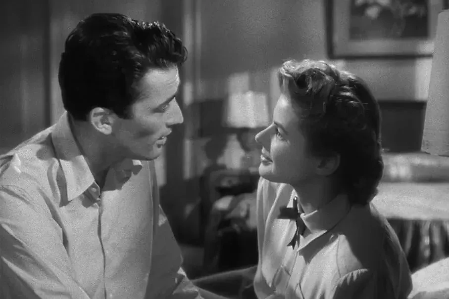 «Заворожённый» — одна из первых работ на тему психического здоровья. Её снял Альфред Хичкок. Фото © фильм «Заворожённый», режиссёр Альфред Хичкок, сценаристы Мэй Э. Ромм и др. / Kinopoisk