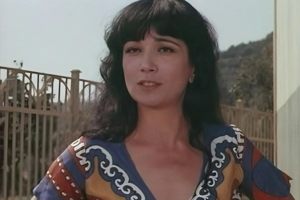 Угрозы убийством за любовь: история Баталова и Гитаны Леонтенко. Фото © Фильм «Дрессировщики (киноальманах)» (1975-1979), режиссёр Александр Беленький и др., сценарист Алексей Вольпин и др. / Kino-teatr