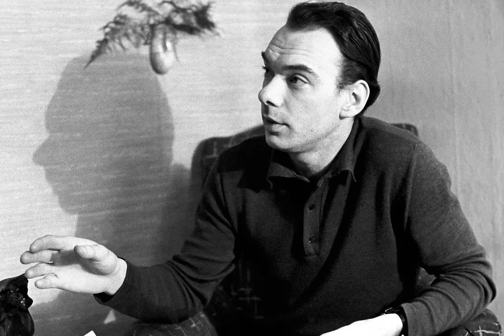 Запретная любовь советского актёра и цыганской артистки. Фото © ТАСС / Валентин Мастюков