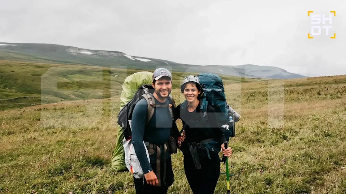 Супруги-гиды, возглавлявшие группу, впервые сами шли по этому маршруту. Фото © SHOT