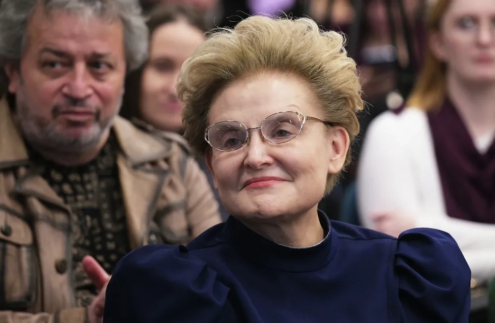 Елена Малышева — королева российских медицинских телешоу. Но ей пора подобрать регента. Фото © РИА «Новости» / Алексей Никольский