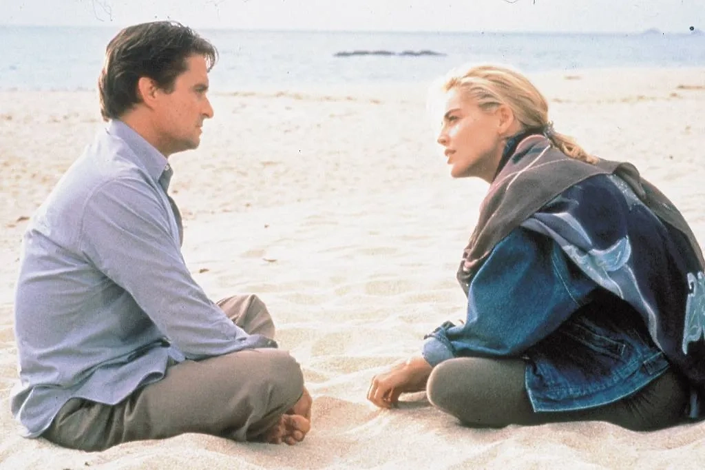 Самые популярные взрослые фильмы на кассетах VHS в России. Фото © Кадр из фильма «Основной инстинкт», режиссёр Пол Верховен / Kinopoisk