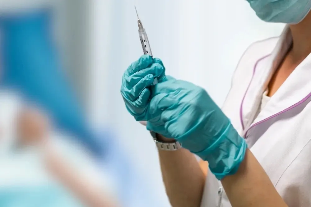 Сейчас у нас в ходу не только обычный БЦЖ, но и БЦЖ-М. Расскажем подробнее, что это. Фото © Shutterstock / FOTODOM / CaptureStock Studio