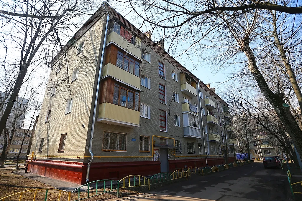 Архитектурные особенности СССР: загадка цокольных парапетов. Фото © ТАСС / Дмитрий Серебряков