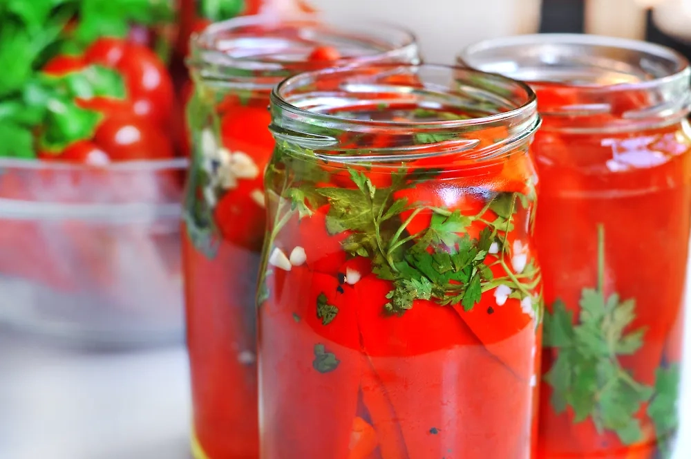 Лечо из болгарских перцев — какие приправы добавить. Фото © Shutterstock / FOTODOM / Minoli