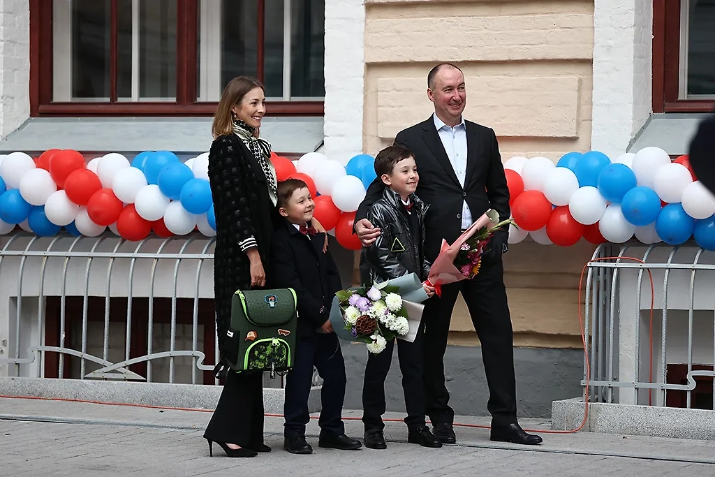 Поздравления с Днём знаний 1 сентября: 10 тёплых фраз для родителей. Фото © ТАСС / Артём Геодакян