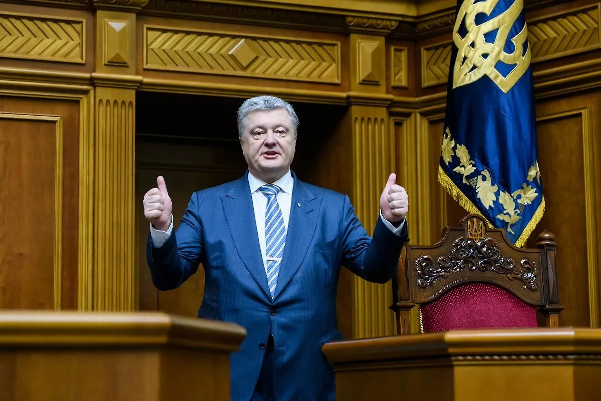 Пётр Порошенко*. Фото © Shutterstock / FOTODOM / paparazzza