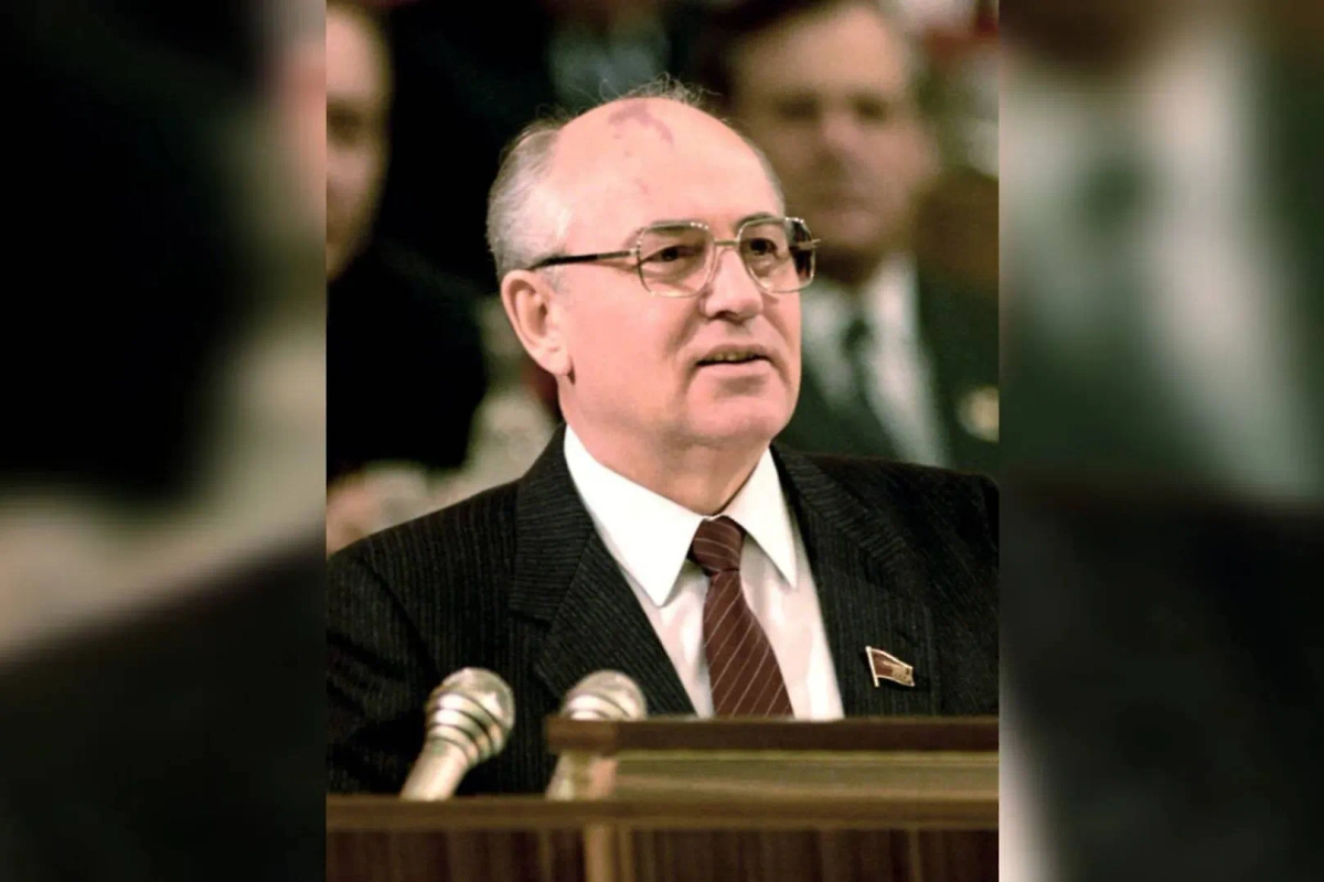 Михаил Горбачёв в августе 1991 года был блокирован на даче в Форосе. Фото © Wikipedia / RIA Novosti archive