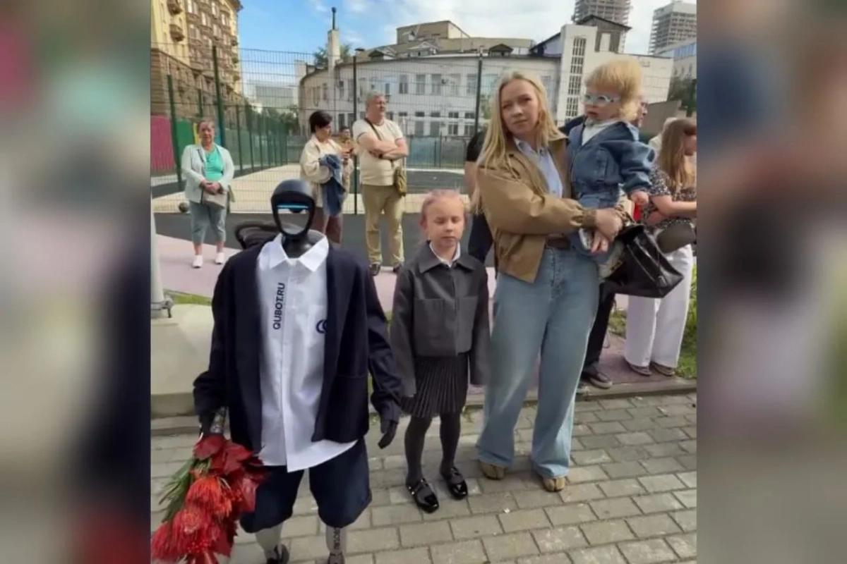 Денис и Елена Кукояка — семейные блогеры. Они познакомились 21 год назад. Фото © Instagram (признан экстремистской организацией и запрещён на территории Российской Федерации) / denisque