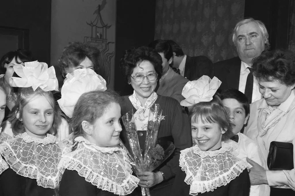 Школьная форма СССР позволяла по первому взгляду определить хулигана. Фото © ТАСС / Валентин Соболев