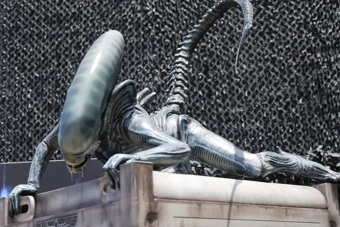 Фото © Кадр из сериала «Чужой: Земля», режиссёры Дана Гонсалес, Угла Хёйксдоуттир, Ноа Хоули, сценаристы Ноа Хоули, Дэн О’Бэннон, Рональд Шусетт и др. / IMBb