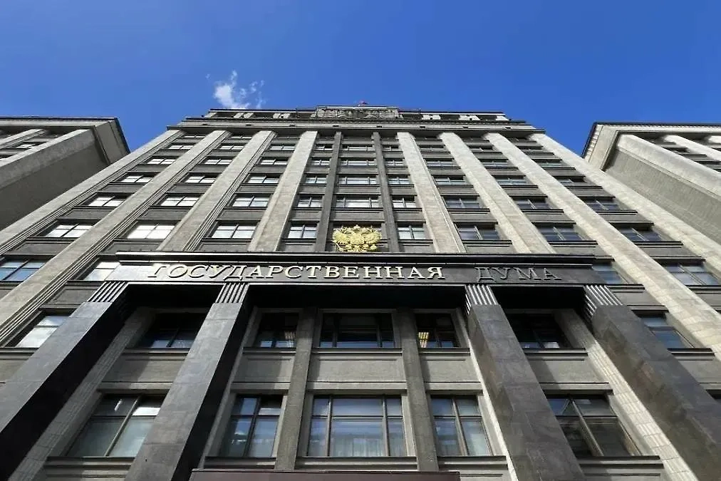 Александр Зараев предсказал курс доллара на сентябрь 2025 года. Фото © Life.ru