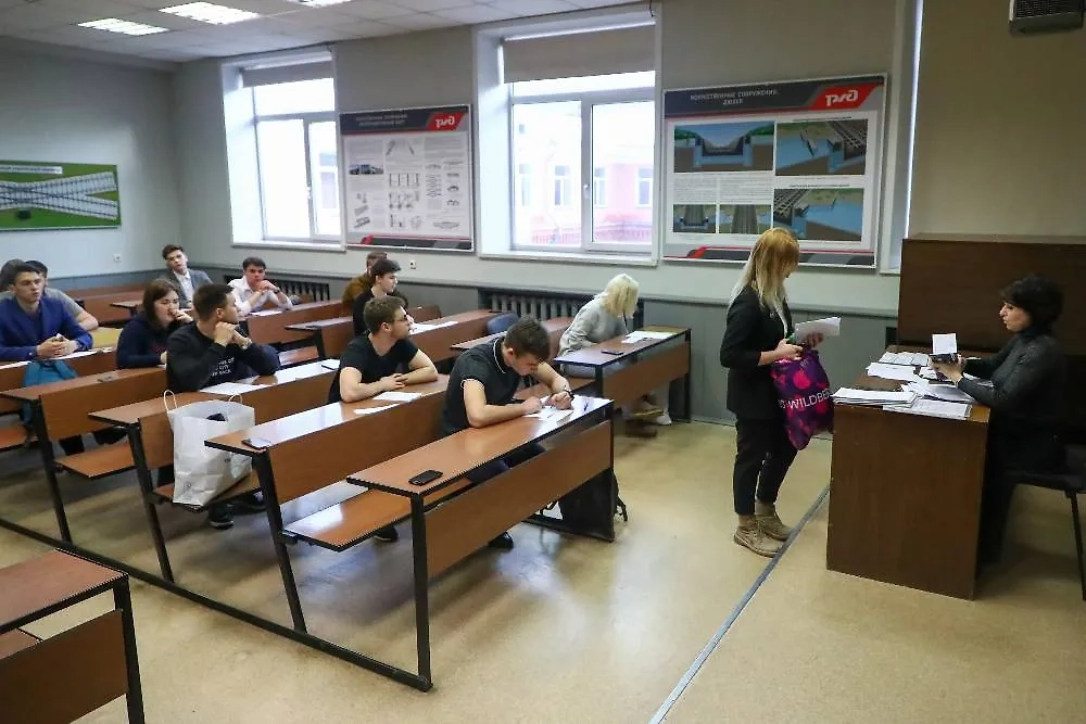 Стипендии студентам колледжей в 2025 году — полный список. Фото © ТАСС / Новодережкин Антон